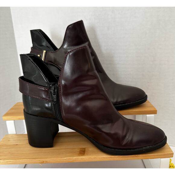 Zara burgundy dark Cherry ankle boots leather size 6 with zipper and gold buckle - Picture 2 of 8
